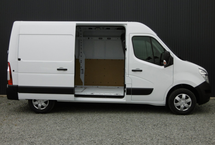 NISSAN NV400 FOURGON L2H2 3T5 2.3 DCI 135 / N-CONNECTA