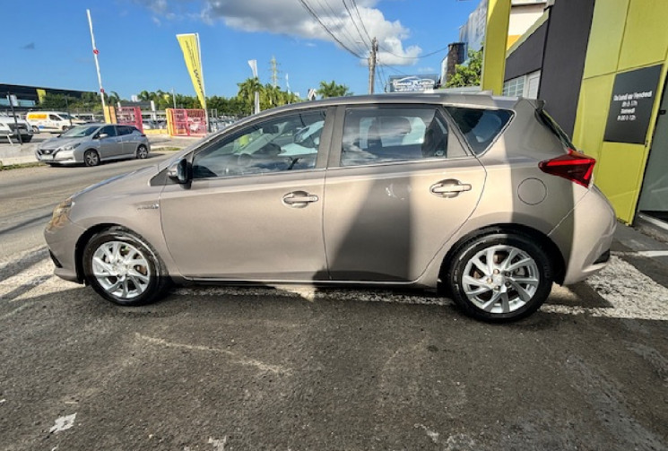 TOYOTA AURIS Phase 2 Hatchback 1.8 VVT-i HSD 16V CVT Hybride 136cv Boîte auto Chaine de distribution