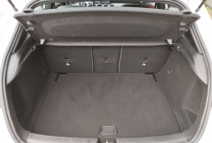 Mercedes CLASSE A 180 Progressive Line 7G-DCT / 8.700 KM
