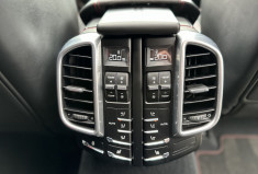 PORSCHE CAYENNE GTS