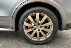 PORSCHE CAYENNE GTS