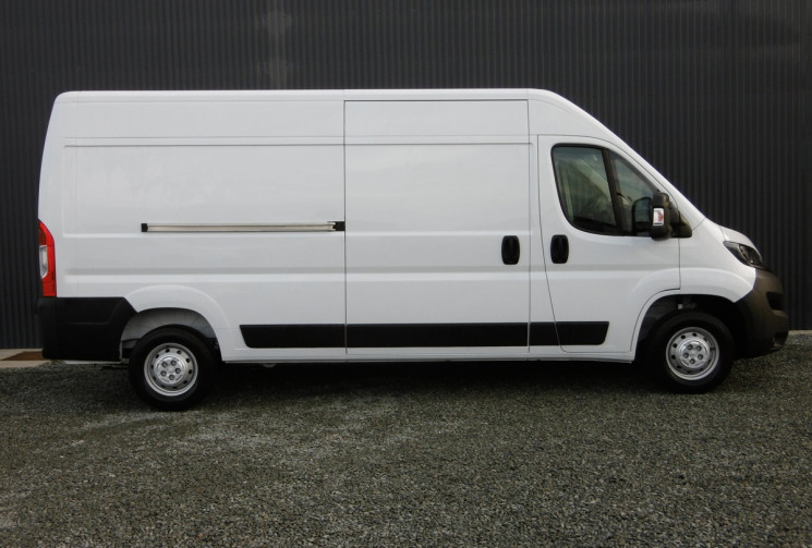 PEUGEOT BOXER TOLE 335 L3H2 BLUEHDI 140 S&S / PRO4 portes / VUL / Diesel