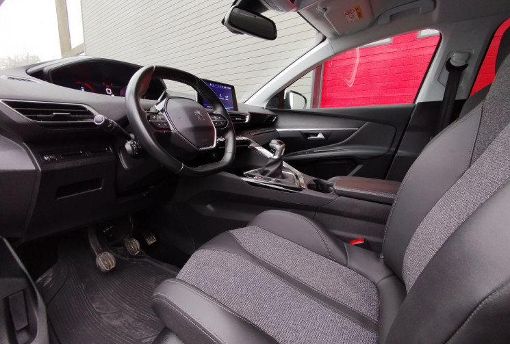 Peugeot 3008 1.5 BlueHDi 130 Allure S&S BVM6 / Historique complet Peugeot