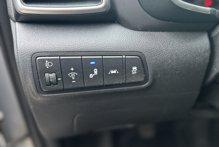 HYUNDAI TUCSON III  1.6 CRDi / 136 CH Premium / TOIT PANORAMIQUE / CARPLAY
