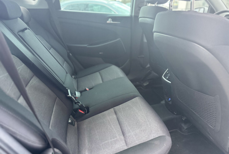 HYUNDAI TUCSON III  1.6 CRDi / 136 CH Premium / TOIT PANORAMIQUE / CARPLAY