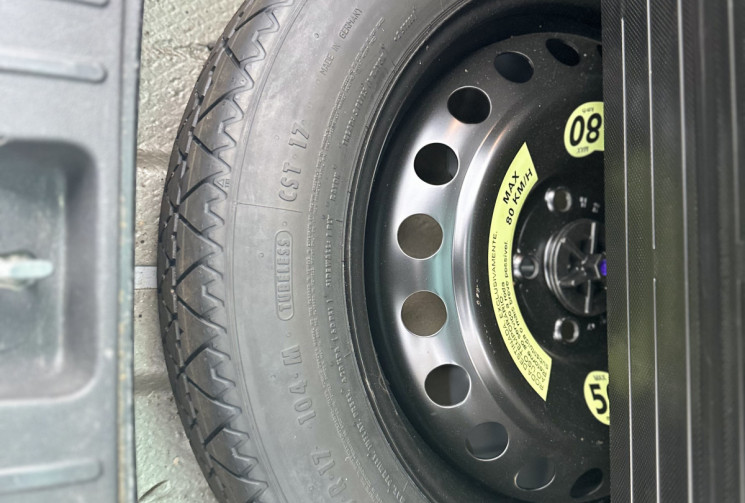 HYUNDAI TUCSON III  1.6 CRDi / 136 CH Premium / TOIT PANORAMIQUE / CARPLAY