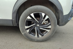 PEUGEOT 2008 1.2 PureTech 130 Allure Entretien 100% Peugeot