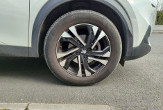 PEUGEOT 2008 1.2 PureTech 130 Allure Entretien 100% Peugeot