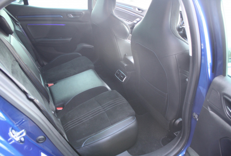 Renault Megane IV 1.6 TCE GT 205 CH EDC 4 CONTROL