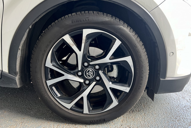 TOYOTA C-HR Graphic + Edition GBL 