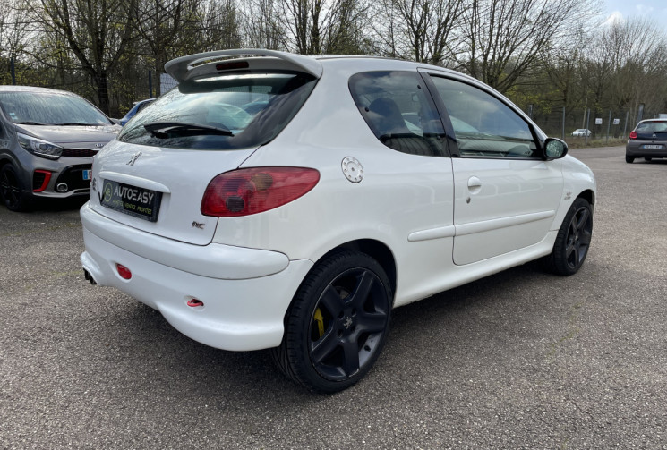 Peugeot 206 2.0 16v 180 ch RC 3 portes Distri OK et entretiens suivis 