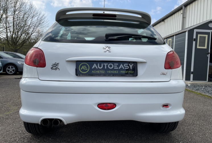 Peugeot 206 2.0 16v 180 ch RC 3 portes Distri OK et entretiens suivis 
