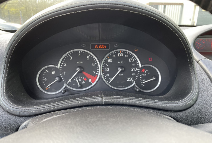 Peugeot 206 2.0 16v 180 ch RC 3 portes Distri OK et entretiens suivis 