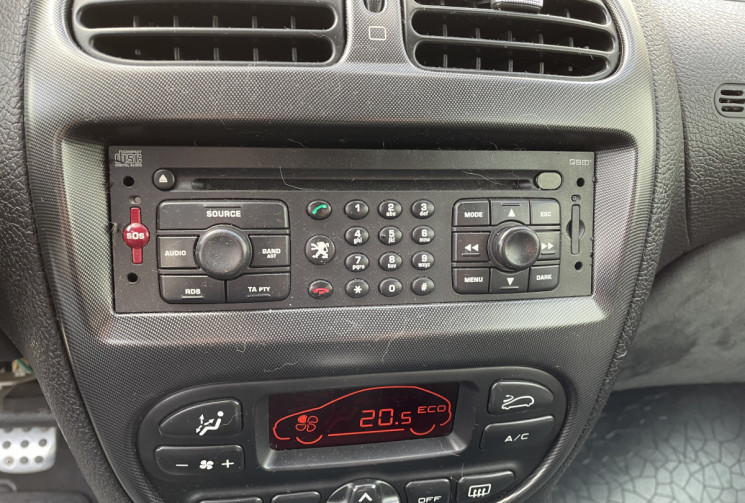 Peugeot 206 2.0 16v 180 ch RC 3 portes Distri OK et entretiens suivis 