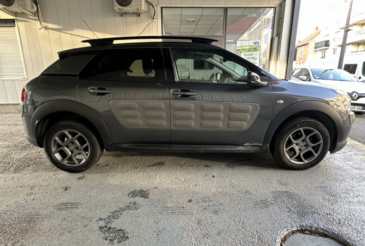 CITROEN C4 CACTUS 1.2 82 SHINE TOIT PANORAMIQUE 