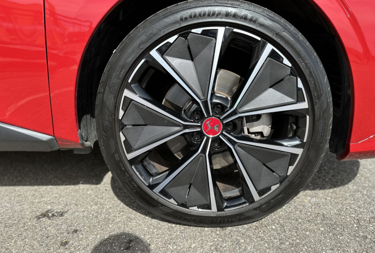 DS DS4  E-TENSE 225 Performance Line +