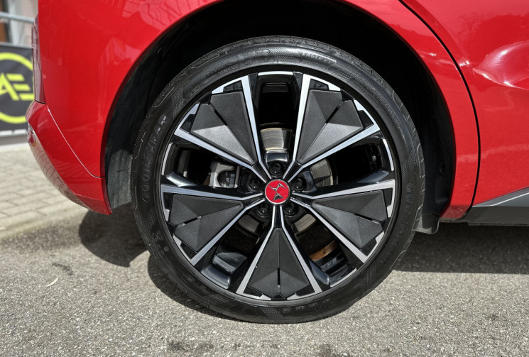 DS DS4  E-TENSE 225 Performance Line +