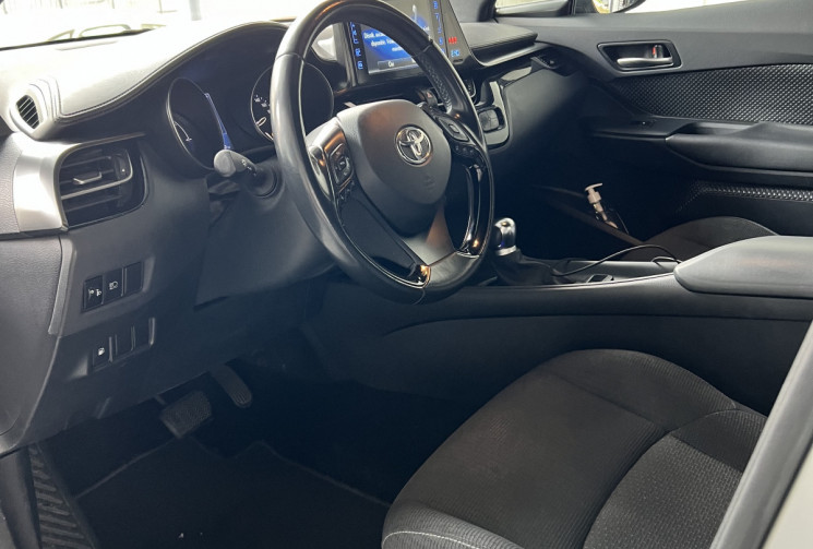 TOYOTA C-HR 1.8 122H DYNAMIC