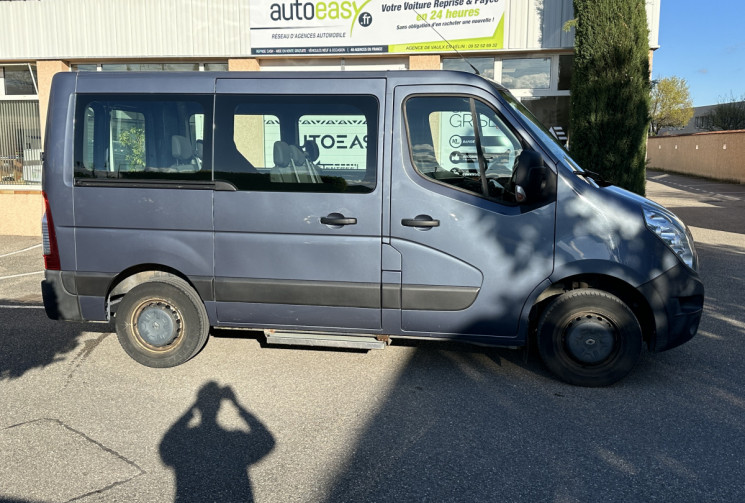 RENAULT Master Combi / 9 places / TVA RECUPERABLE / 2.3 dCi / 110 ch / Suivi Renault / Pas de clim
