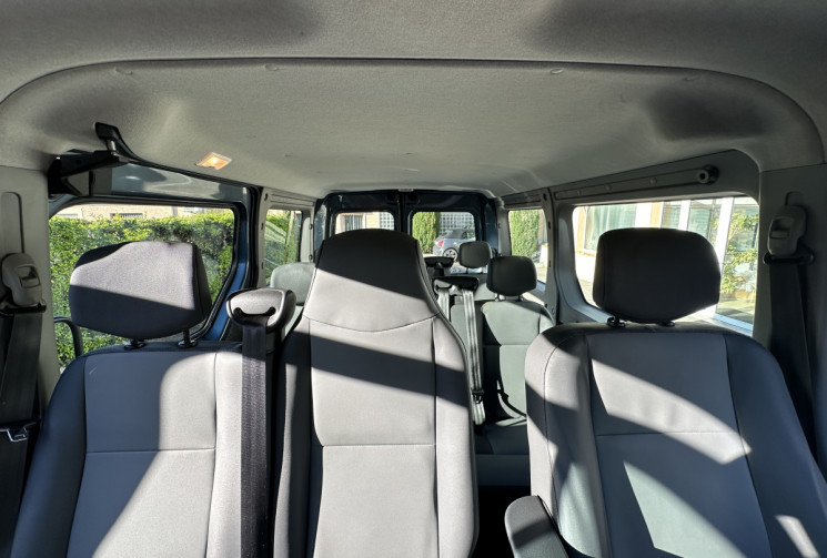 RENAULT Master Combi / 9 places / TVA RECUPERABLE / 2.3 dCi / 110 ch / Suivi Renault / Pas de clim